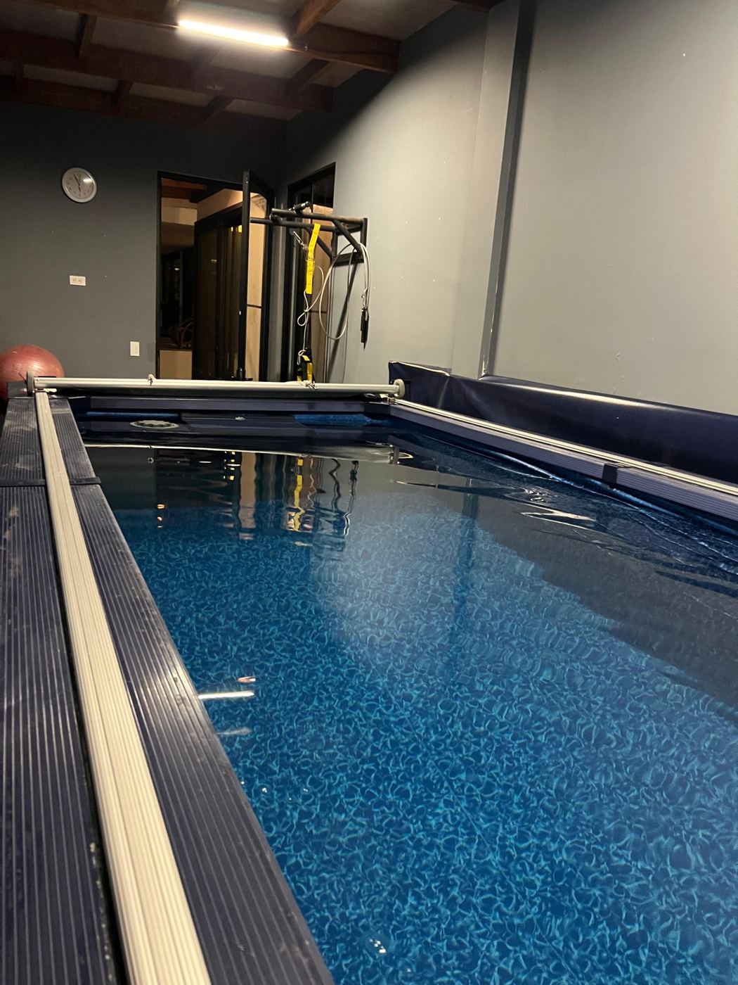Piscina bajo techo